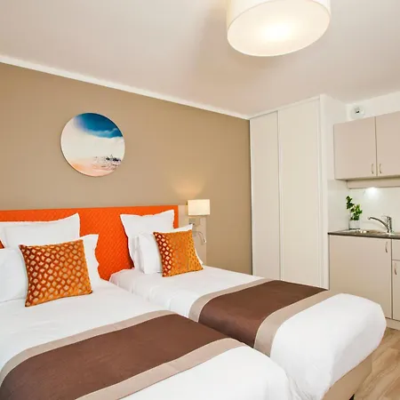 شقة فندقية ريزيدهوم روزا باركس