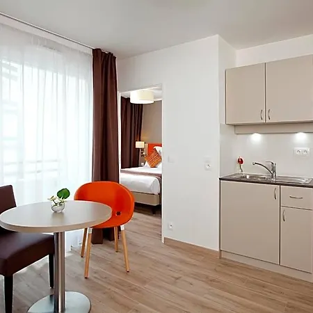 Hotel apartamentowy Residhome Rosa Parks