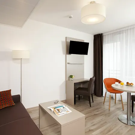 Residhome Rosa Parks 3* Paris