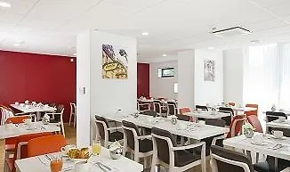 Residhome Rosa Parks Lejlighedshotel Paris