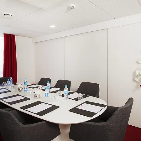 Residhome Rosa Parks 3* París