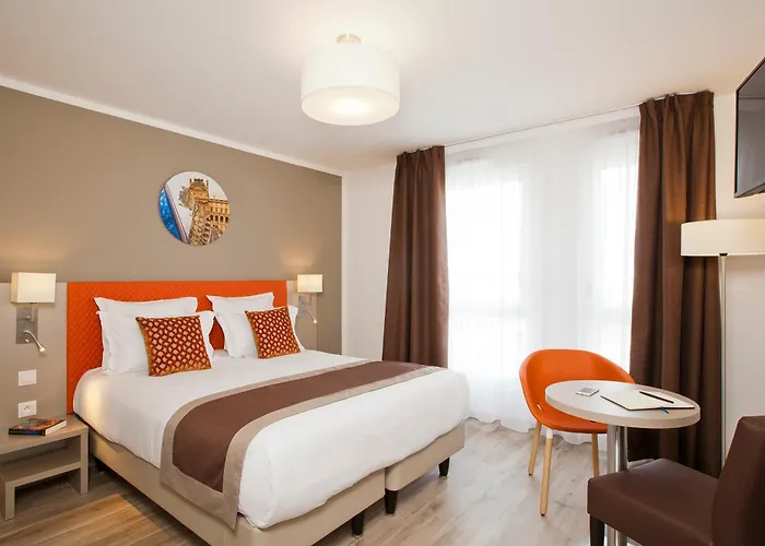 Residhome Rosa Parks 3* פריז